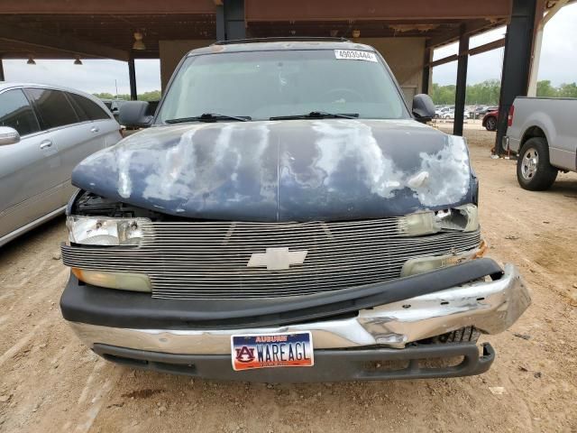 2004 Chevrolet Suburban C1500