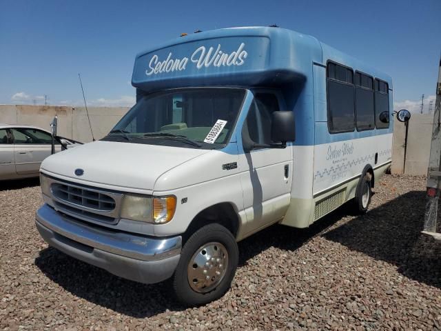 1999 Ford Econoline E450 Super Duty Cutaway Van RV