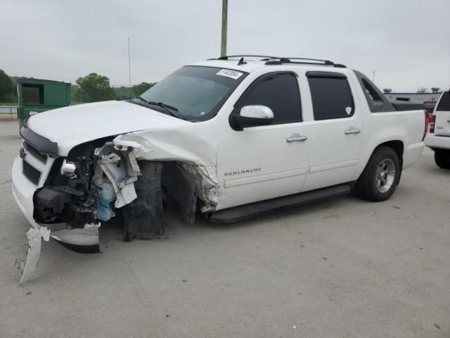 2011 Chevrolet Avalanche LS