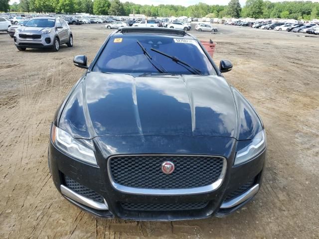 2016 Jaguar XF Prestige