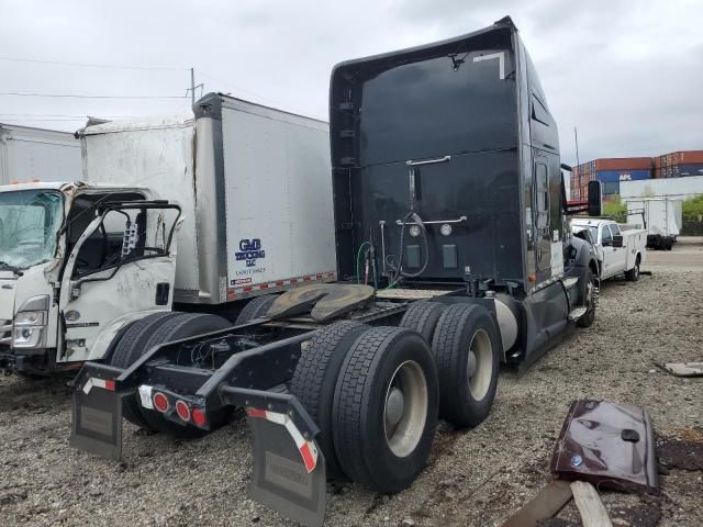 2019 Kenworth Construction T680