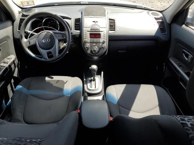 2010 KIA Soul +