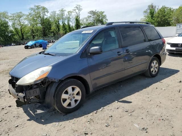 2006 Toyota Sienna CE