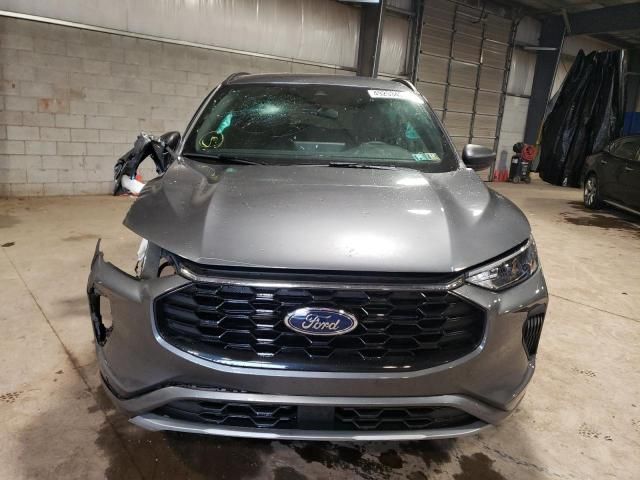 2023 Ford Escape ST Line