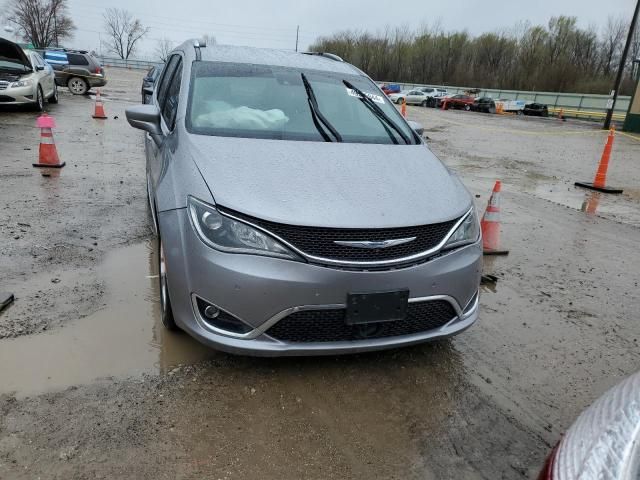 2017 Chrysler Pacifica Touring L Plus