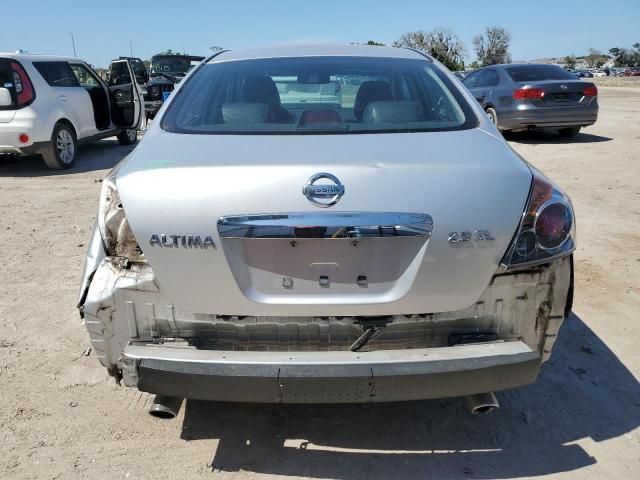 2010 Nissan Altima Base