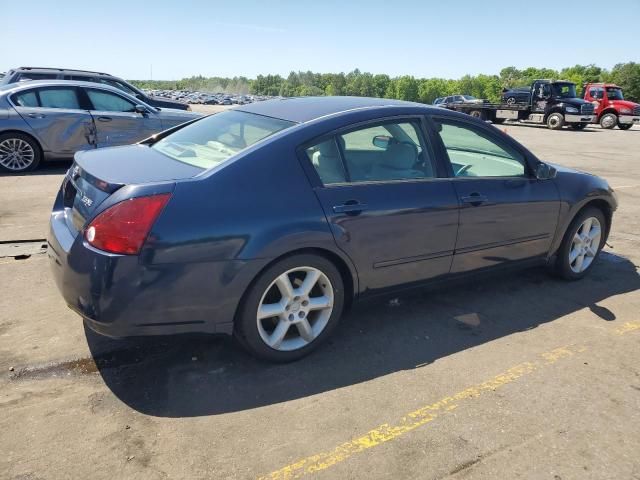 2005 Nissan Maxima SE