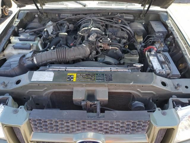 2004 Ford Explorer Sport Trac