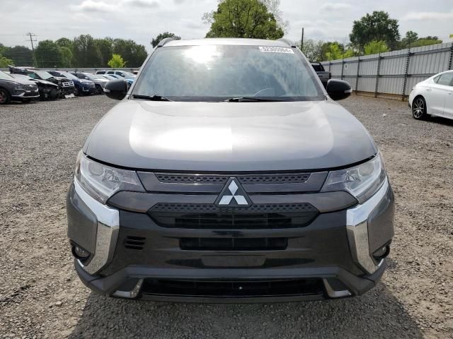 2020 Mitsubishi Outlander SE