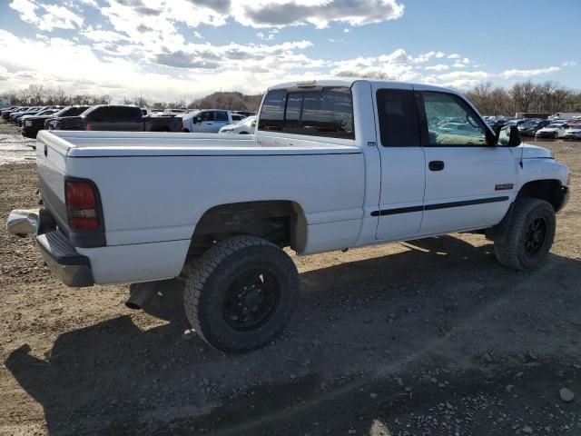 2000 Dodge RAM 2500