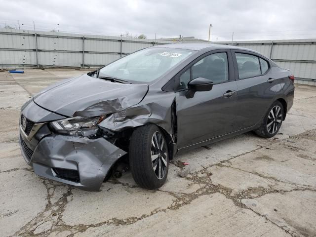 2022 Nissan Versa SR