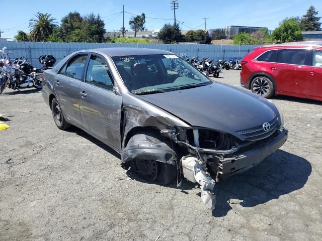 2004 Toyota Camry LE