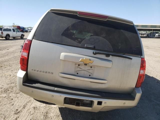 2013 Chevrolet Suburban C1500 LT