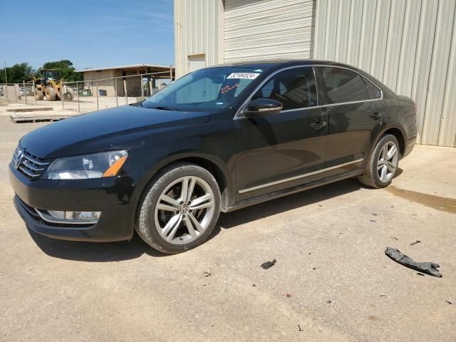 2012 Volkswagen Passat SEL