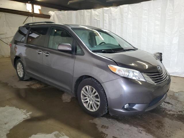 2015 Toyota Sienna XLE