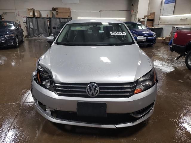 2014 Volkswagen Passat S