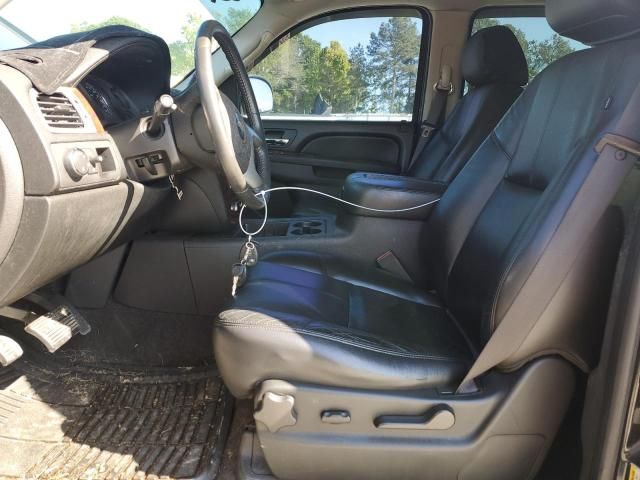 2011 Chevrolet Suburban C1500 LT