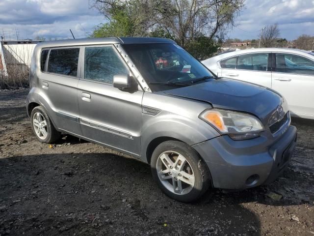 2010 KIA Soul +