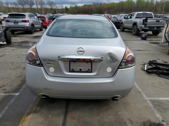 2010 Nissan Altima Base