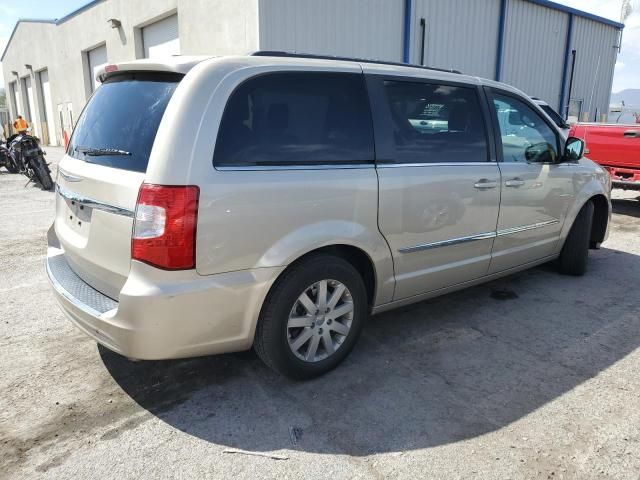 2013 Chrysler Town & Country Touring