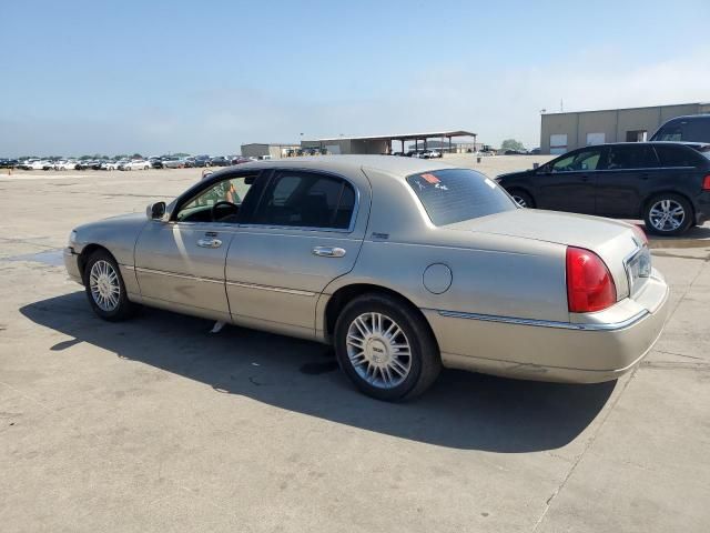 2009 Lincoln Town Car Signature Limited