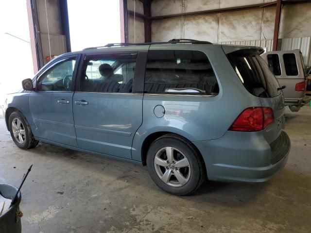 2009 Volkswagen Routan SE