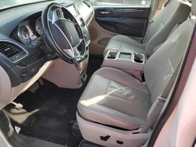 2012 Chrysler Town & Country Touring L