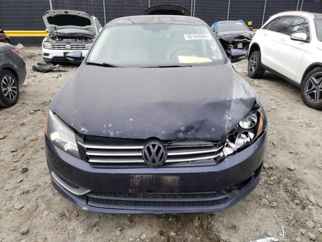 2012 Volkswagen Passat SE