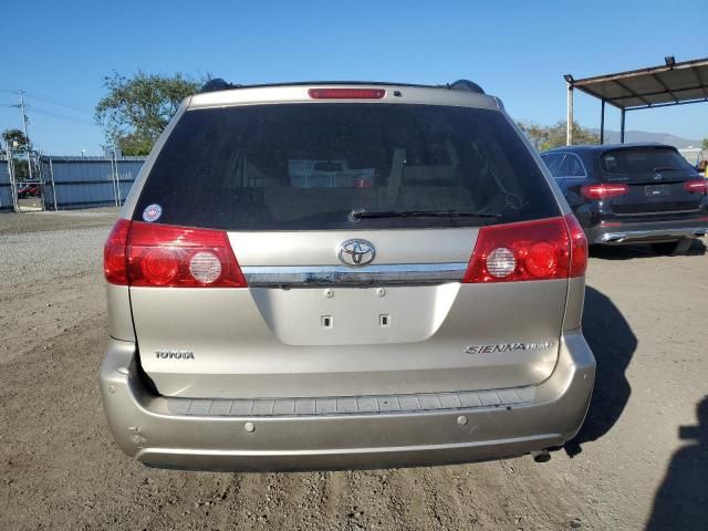 2008 Toyota Sienna XLE