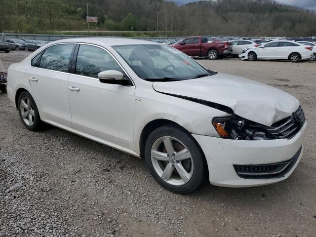 2014 Volkswagen Passat S