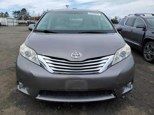 2011 Toyota Sienna XLE