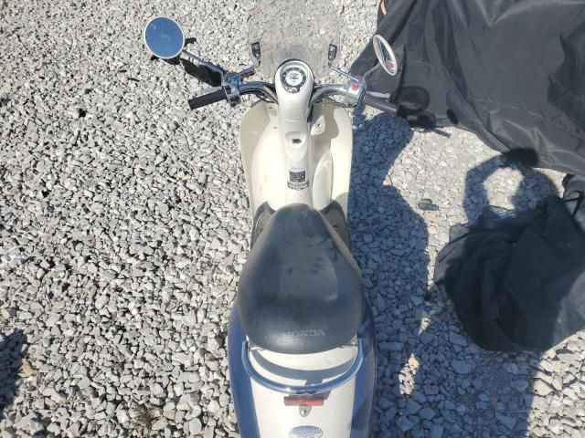 2005 Honda CHF50