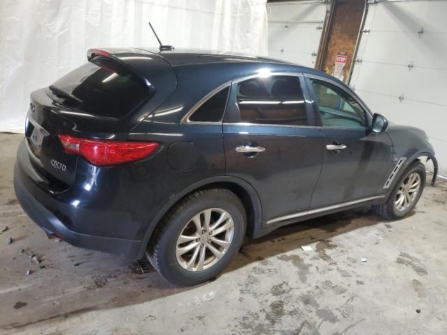 2016 Infiniti QX70