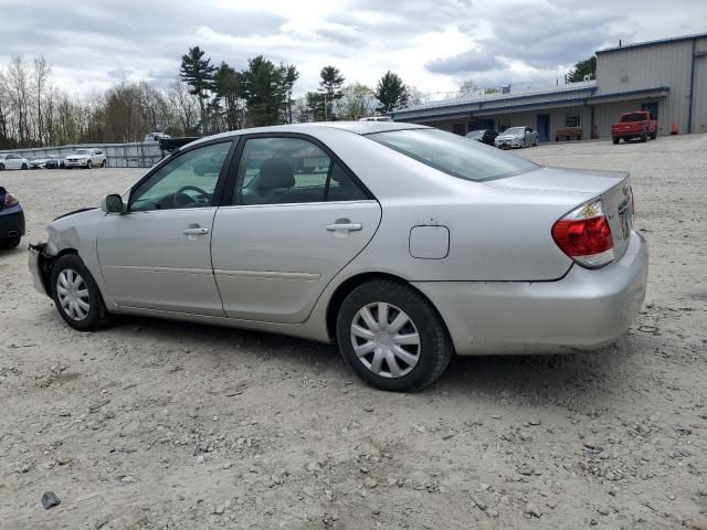 2005 Toyota Camry LE