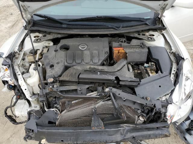 2010 Nissan Altima Base