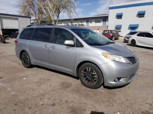 2015 Toyota Sienna XLE