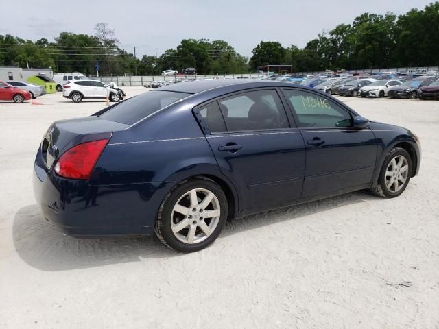 2004 Nissan Maxima SE