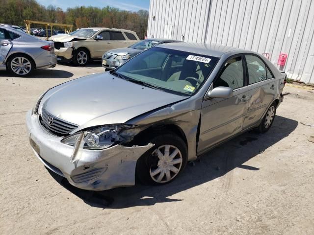 2005 Toyota Camry LE