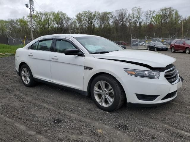 2017 Ford Taurus SE