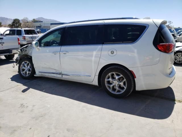 2017 Chrysler Pacifica Touring L Plus