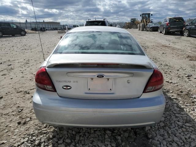 2005 Ford Taurus SE