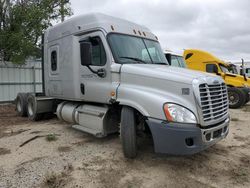 Salvage cars for sale from Copart Wichita, KS: 2016 Freightliner Cascadia 125