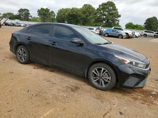 2023 KIA Forte LX