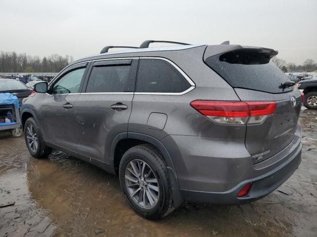 2019 Toyota Highlander SE