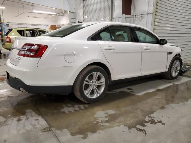 2017 Ford Taurus SEL