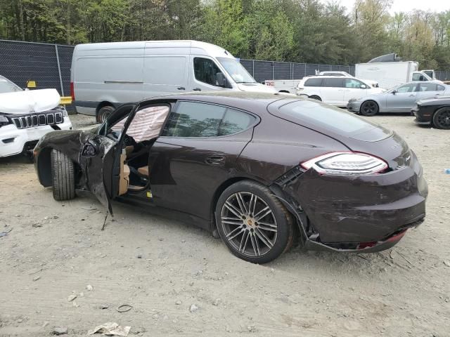 2015 Porsche Panamera 2