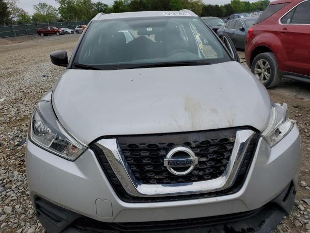 2019 Nissan Kicks S