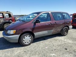 Vehiculos salvage en venta de Copart Antelope, CA: 1999 Toyota Sienna CE