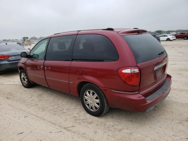 2005 Chrysler Town & Country Limited