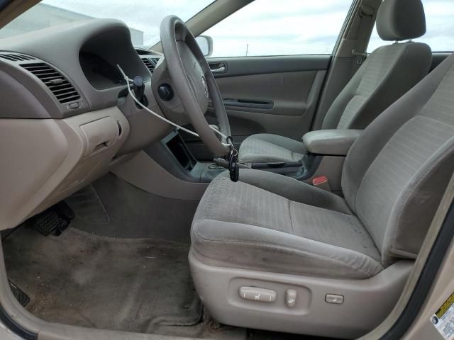 2005 Toyota Camry LE